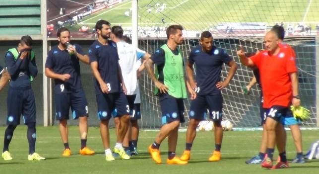 Oltre 200 bambini all'allenamento del Napoli a Settimo Milanese