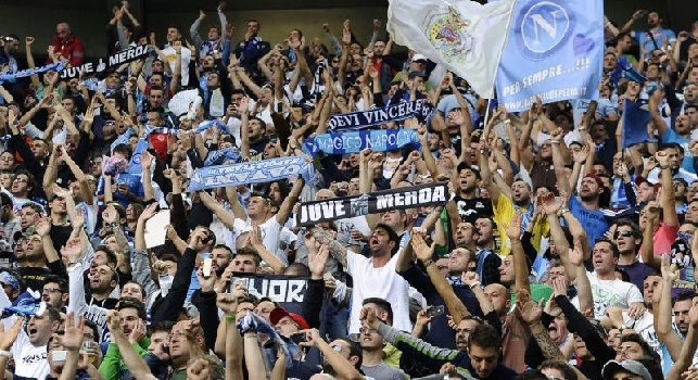 Tuttosport: Immigrati napoletani allo Stadium nonostante il divieto. A fine gara sono stati salutati con O surdato 'nnammurato