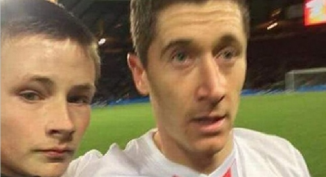 FOTO - Scozia fuori da Euro 2016 per colpa di...un selfie con Lewandowski