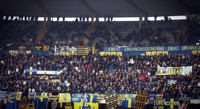Sei sempre un figlio di p...: la curva del Verona offende pesantemente Insigne