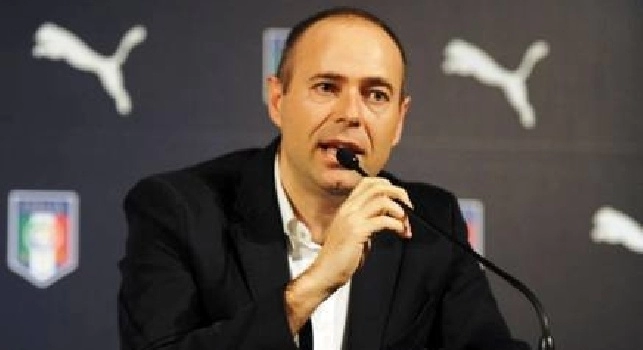 Fiorentina, Roggi: Contenti che Della Valle sia al San Paolo. Napoli e Fiorentina fanno un bel calcio, ma &egrave; presto per parlare di scudetto