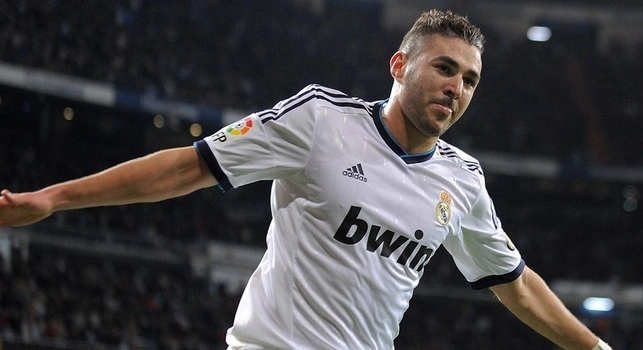 VIDEO - Clasico Barcellona-Real Madrid, spettacolare gol di Benzema in mezza sforbiciata