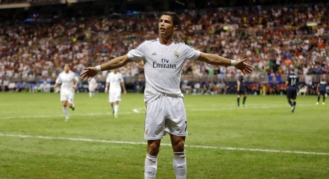 FOTO - Cristiano Ronaldo è il bomber del 2015: c'è Higuain al quinto posto