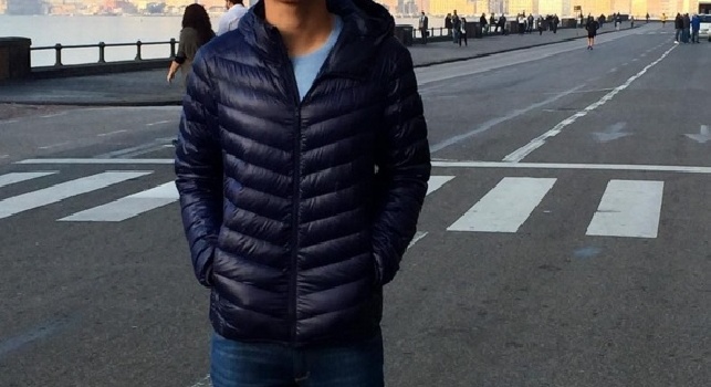 FOTO - Kranevitter incantato da Napoli in posa sul Lungomare: ennesima visita per l'asso argentino