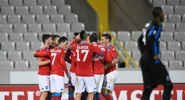 Dal Belgio - Protestano i 200 tifosi presenti allo stadio, lancio di petardi e bengala