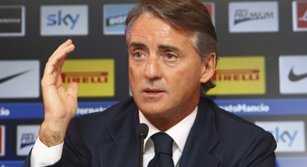 Mancini mette le mani avanti: Napoli favorito perchè gioca in casa, ma può accadere di tutto!