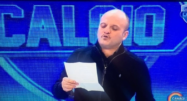 VIDEO - Juve-Napoli 1-0, Peppe Iodice legge una lettera per gli azzurri. Poi il solito coro...