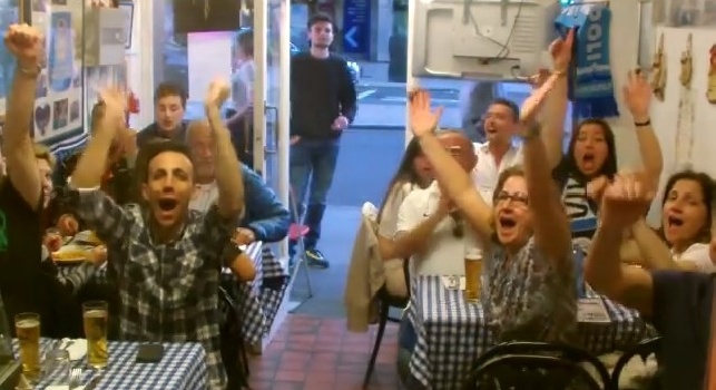 VIDEO - Londra, folla di tifosi al ristorante <i>Da Maria</i> impazzisce al gol di Higuain