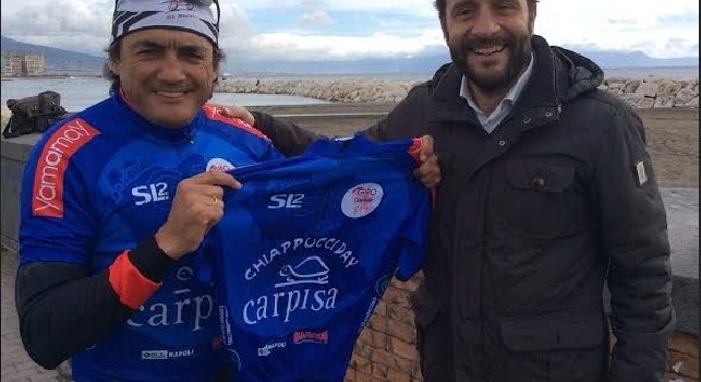 Ciclismo, Chiappucci: Tifo Juve, ma allo <i>Stadium</i> indosserò una sciarpa del Napoli per dire <i>stop</i> alle discriminazioni