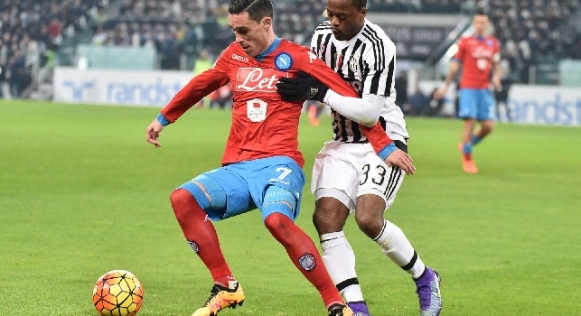 Niente Juve-Napoli per Evra: il francese ha accusato un problema muscolare ed è uscito anzitempo ieri contro la Samp