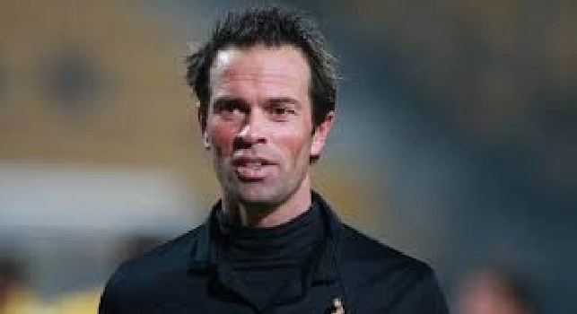 Europa League, Villareal-Napoli: scelto l'arbitro dell'andata. Sarà l'olandese Nijhuys