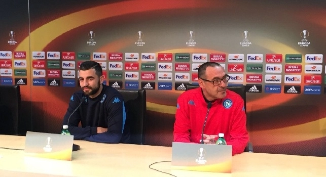 Sarri: Discorsi assurdi su Higuain, domani decide lui se giocare o meno. Hamsik stanco? Questo lo dite voi! Psg su Higuain? Decide la società, c'è una cosa che mi stupisce. Temevamo una micro frattura per El Kaddouri