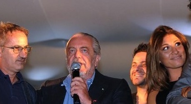 FOTO - De Laurentiis e figlio presenti all'anteprima del film degli <i>Arteteca</i>