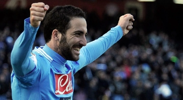 Kiss Kiss Napoli, Marciano: Niente Juve, sono convinto che Higuain andrà all'Arsenal