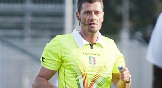 Serie A, le designazioni arbitrali della 36a giornata: Napoli-Atalanta affidata a Giacomelli, Genoa-Roma a Gervasoni