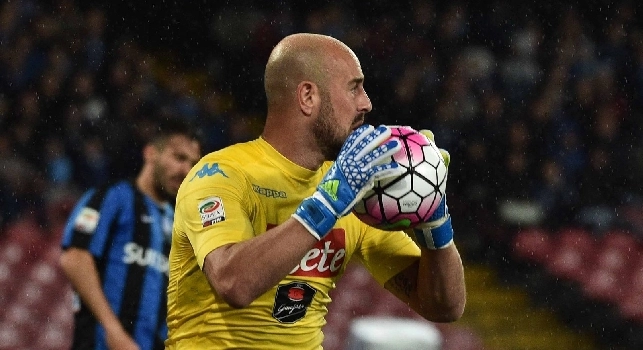 FOTO - Reina romantico: Quel giorno mi facesti piangere, sembra ieri