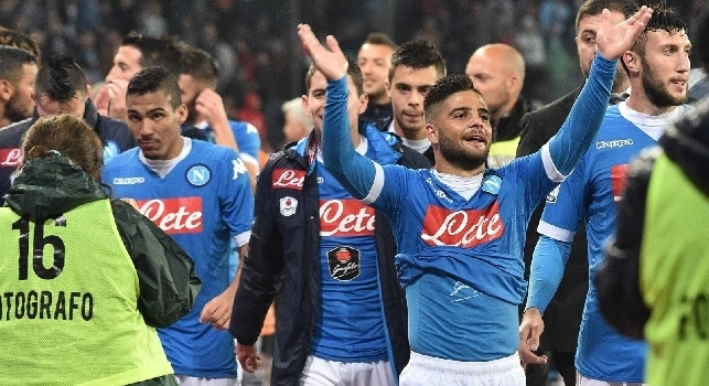 VIDEO - Napoli-Frosinone, festa grande sia in campo che sugli spalti: da brividi l'urlo 'Champions'