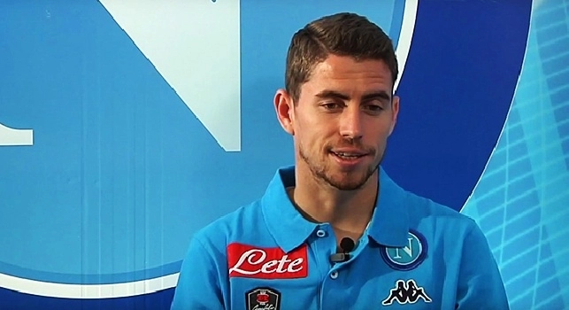 FOTO - Jorginho alla cyclette: Visite mediche e poi in campo. Nuovi dettagli sulle maglie della prossima stagione?