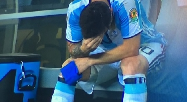 Messi dice addio, Repubblica: Non è l'erede di Maradona, è l'opposto! Leo schiacciato dal 'macigno' Diego