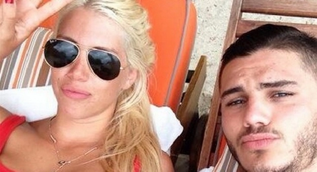 <i>Sportmediaset</i> - 45 mln più bonus la nuova offerta di De Laurentiis per Icardi, c'è l'ok dell'entourage