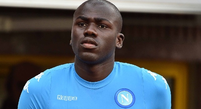 Koulibaly, l'agente: C'è il rischio che il Napoli lo tenga in tribuna per tutta la stagione