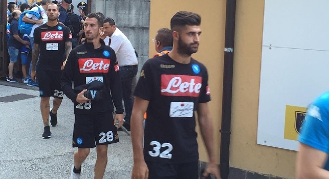FOTO - Napoli-Entella, gli azzurri arrivano allo stadio: volti sereni sorridenti!