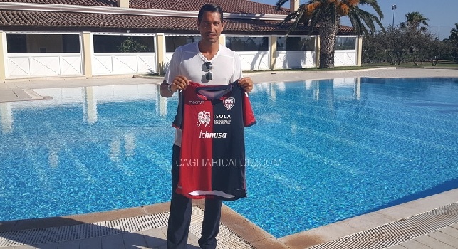 UFFICIALE - Il napoletano Borriello è un nuovo calciatore del Cagliari