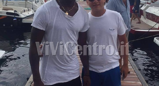 FOTO – ViviCentro: Balotelli in vacanza a Castellammare: vuole la maglia del Napoli, ma c'è un problema...
