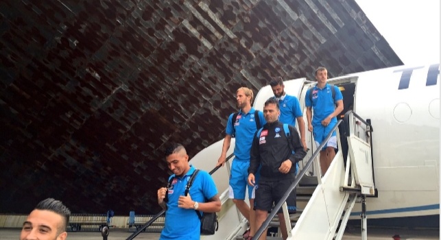 FOTO - SSC Napoli, azzurri appena sbarcati a Berlino