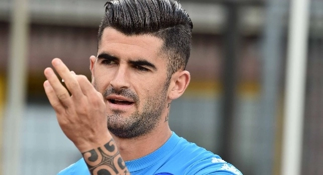 Hysaj: Se battiamo la Roma, dedicheremo la vittoria a Milik: siamo un gruppo fantastico. San Paolo da pelle d'oca. Napoli? Una citt&agrave; che va vissuta con il sorriso