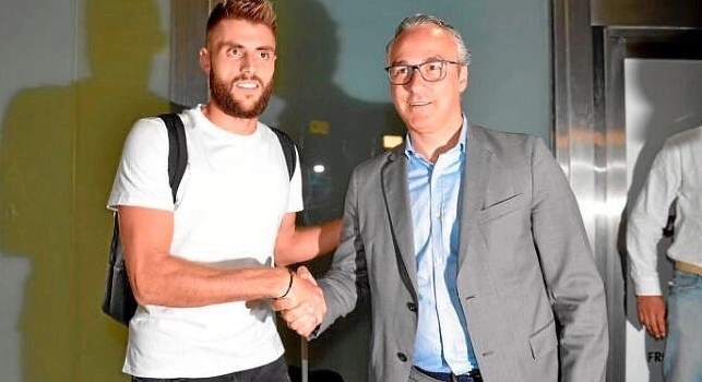 ANTEPRIMA VIDEO - David Lopez &egrave; un nuovo giocatore del Betis: i tifosi lo accolgono in festa