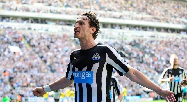 Dall'Olanda annunciano: Janmaat al Watford per 9 milioni. Era da tempo nel mirino del Napoli