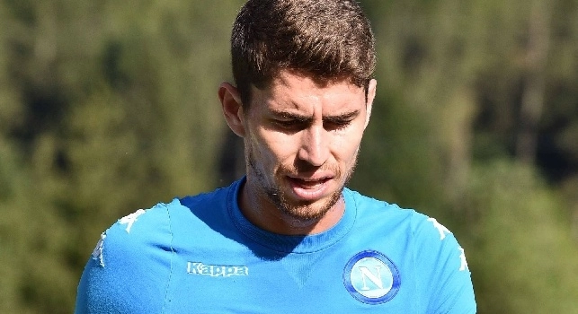 CN24 - Bellissimo gesto di Jorginho: dopo il goal mangiato chiede scusa alla curva