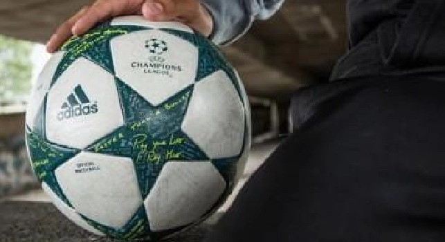 Champions League - I finali dai campi: il Benfica vince e aggancia il Napoli in classifica. Barcellona ko a Manchester, bene Arensal e Bayern