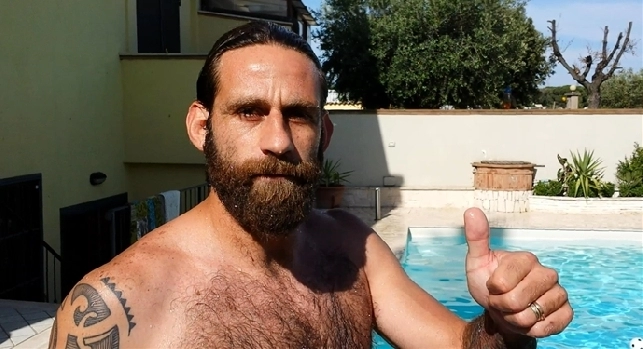 ESCLUSIVA - Moscardelli: Anche mia madre ricorda i cori del San Paolo. La barba lunga per un fioretto. Sul liscio di Fideleff al Bentegodi...