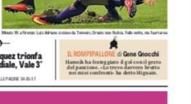 FOTO - Il rompipallone di Gene Gnocchi: Hamsik festeggia il gol con il gesto del pancione, Higuain si offende
