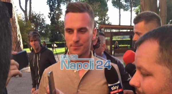 FOTOGALLERY CN24 - Milik a Villa Stuart assalito da giornalisti. Il polacco è pronto per il controllo definitivo