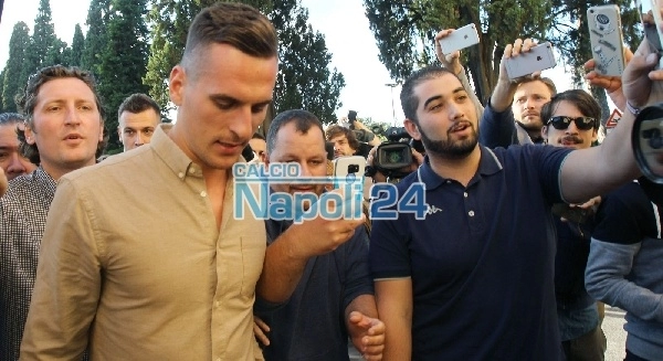CorSport - De Nicola lavora sulla 'testa' di Milik: il polacco sar&agrave; presente al San Paolo per Napoli-Roma