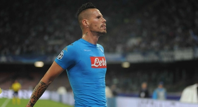 Tina: Albiol convocato con la Roma, Hamsik titolare nonostante i 180' con la Slovacchia. Zielinski invece...