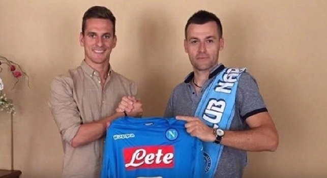 Il Mattino - Infortunio Milik, il Napoli sta definendo con la federcalcio polacca l'accordo su chi dovrà pagare le spese mediche di questo primo mese