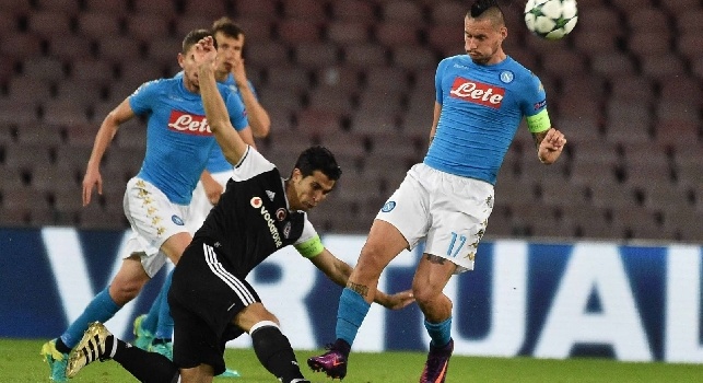 La SSC Napoli ricorda: Jorginho festeggia la 100° gara col Napoli nella sfida contro il Besiktas