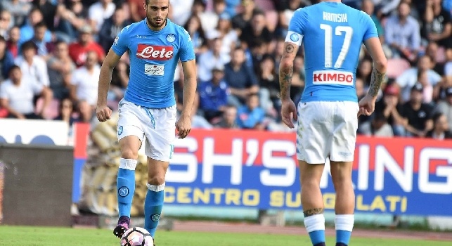 VIDEO - Maksimovic, primo gol in azzurro: era quello che ci voleva. Crotone-Napoli 0-2!