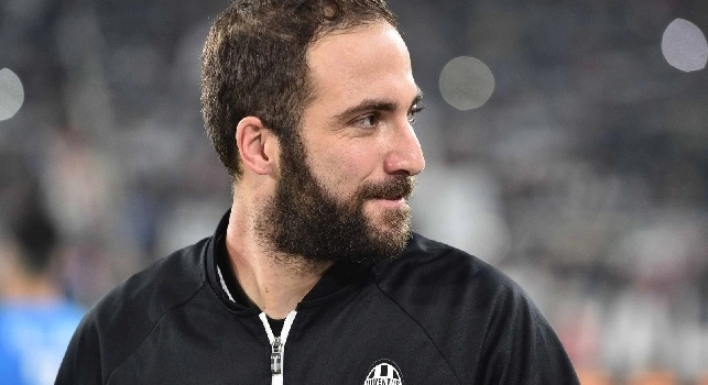 <i>Repubblica</i> - Filippo cancellerà il famoso tatuaggio dedicato a Higuain: L'avrei fatto anche prima, ma ho avuto un incidente