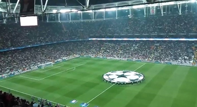 Il Napoli nell'inferno turco: stadio tutto esaurito e pronto alla battaglia nella notte Champions