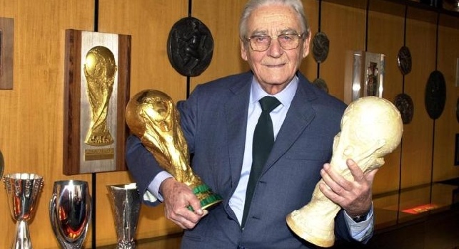 E' morto l’artista che creoÌ la Coppa Fifa: addio a Silvio Gazzaniga