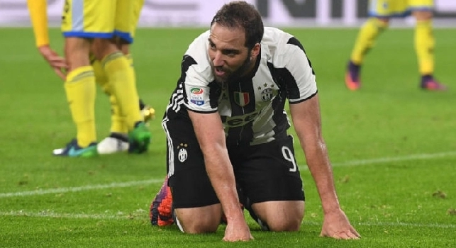 Plastino: Higuain nella Juve &egrave; sperduto, al Napoli si &egrave; realizzato al massimo. In bianconero &egrave; l'ultimo arrivato, non un Dio sceso in terra