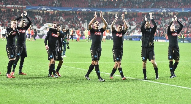 FOTOGALLERY CN24 - Dall'esultanza di Callejon al ringraziamento degli azzurri sotto lo spicchio di tifosi partenopei: tutte le immagini di Benfica-Napoli
