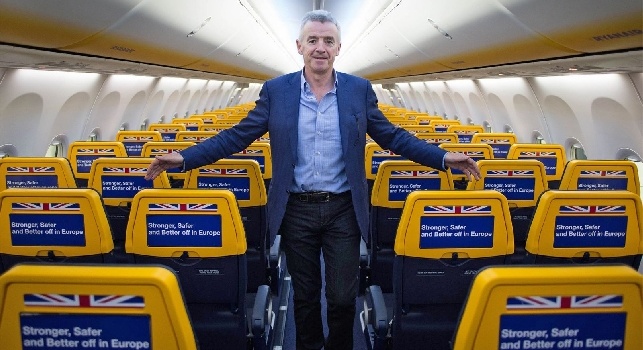 Champions, <i>Ryanair</i> annuncia un volo extra per i tifosi di Juve e Napoli