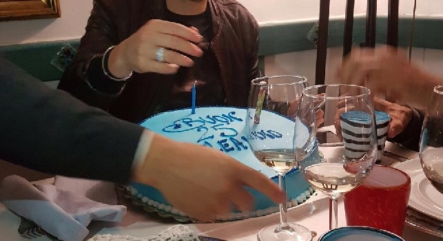 Jorginho festeggia il suo compleanno da Bobò: cinque amici e tanta allegria [FOTO CN24]