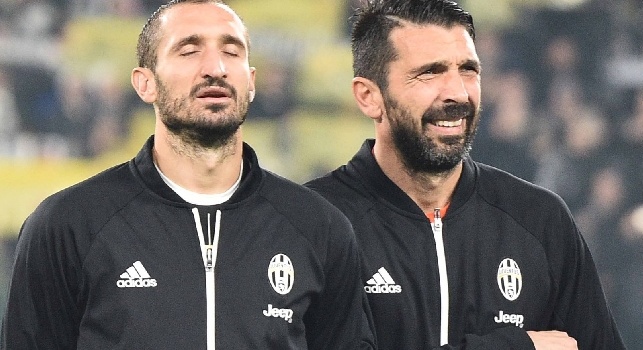 UFFICIALE - Juventus, Chiellini e Buffon rinnovano fino al 2021